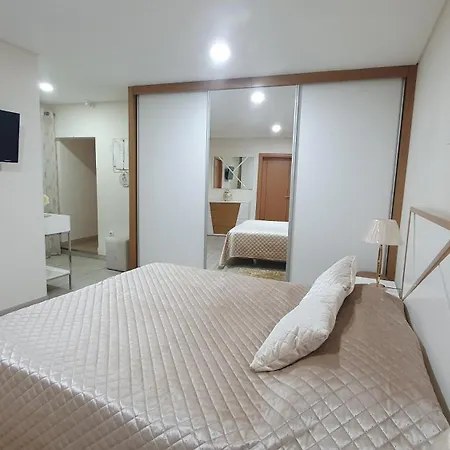 Retiro Da Perreira Com Churrasqueira アパート